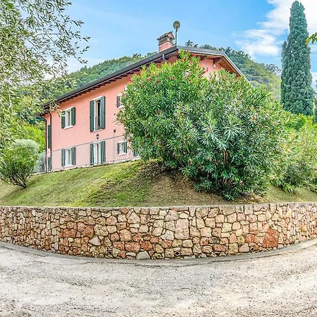 Apartman Ca Capre 3 *
